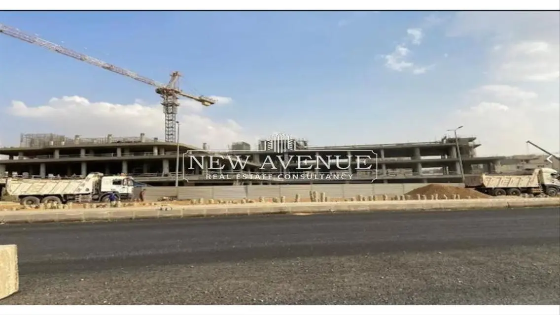 retail 150 sqm ground for sale at the mall Marasem