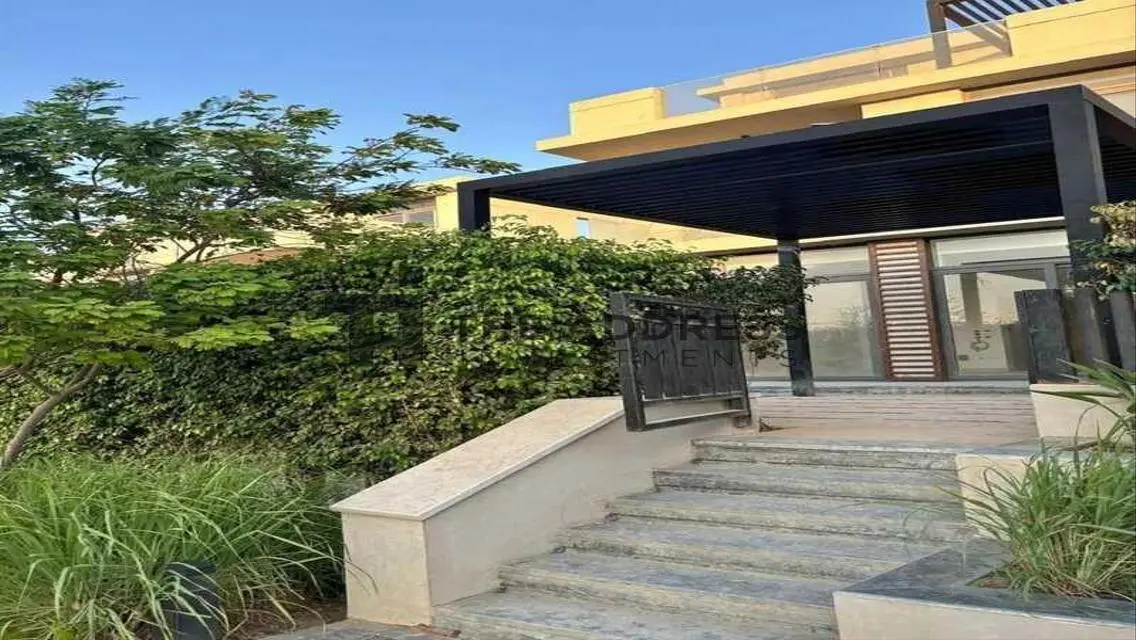 Luxury Villa in New Cairo with Private Garden and Pool