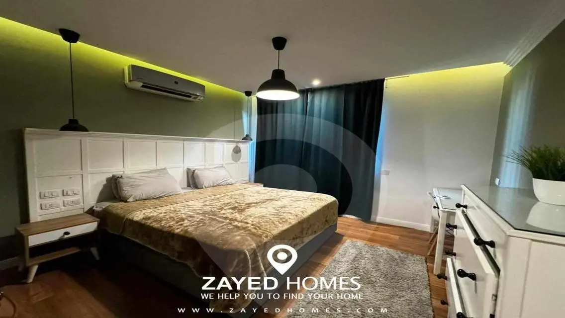 Luxury Apartment in Sodic Overlooking the Lakes