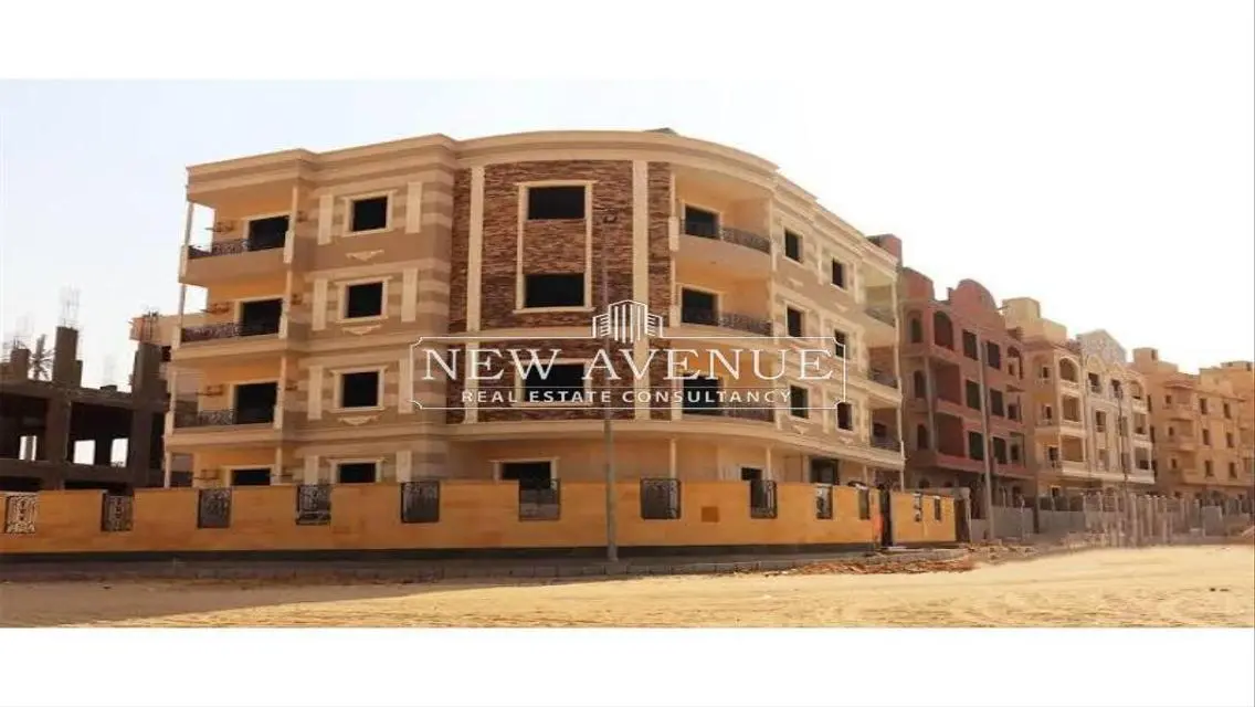 Luxurious Apartment with Private Garden in a Prime Location