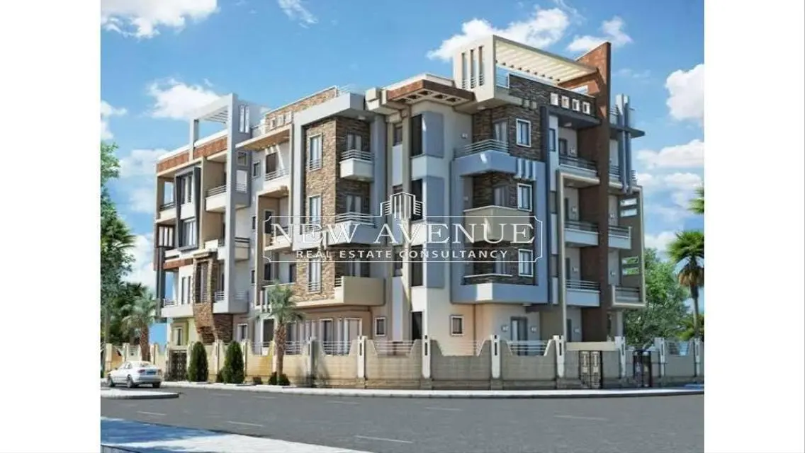 Luxurious Apartment with Private Garden in a Prime Location