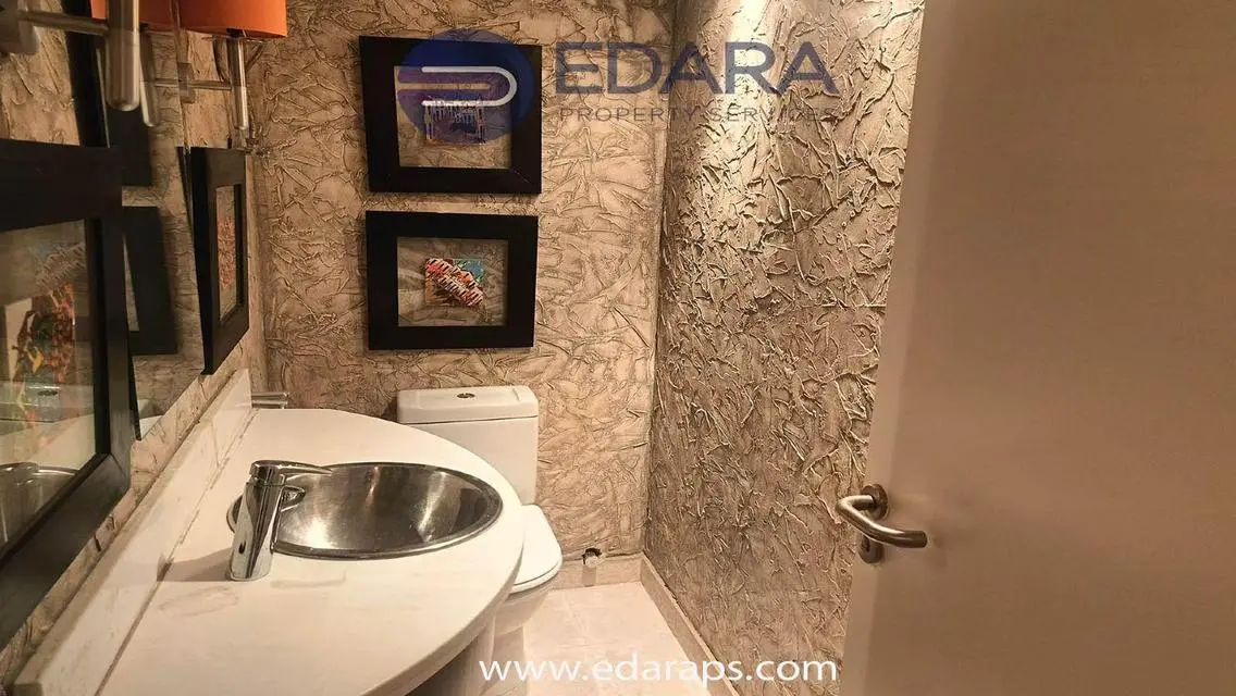 شقة رائعة للبيع بمساحة 1500 متر
