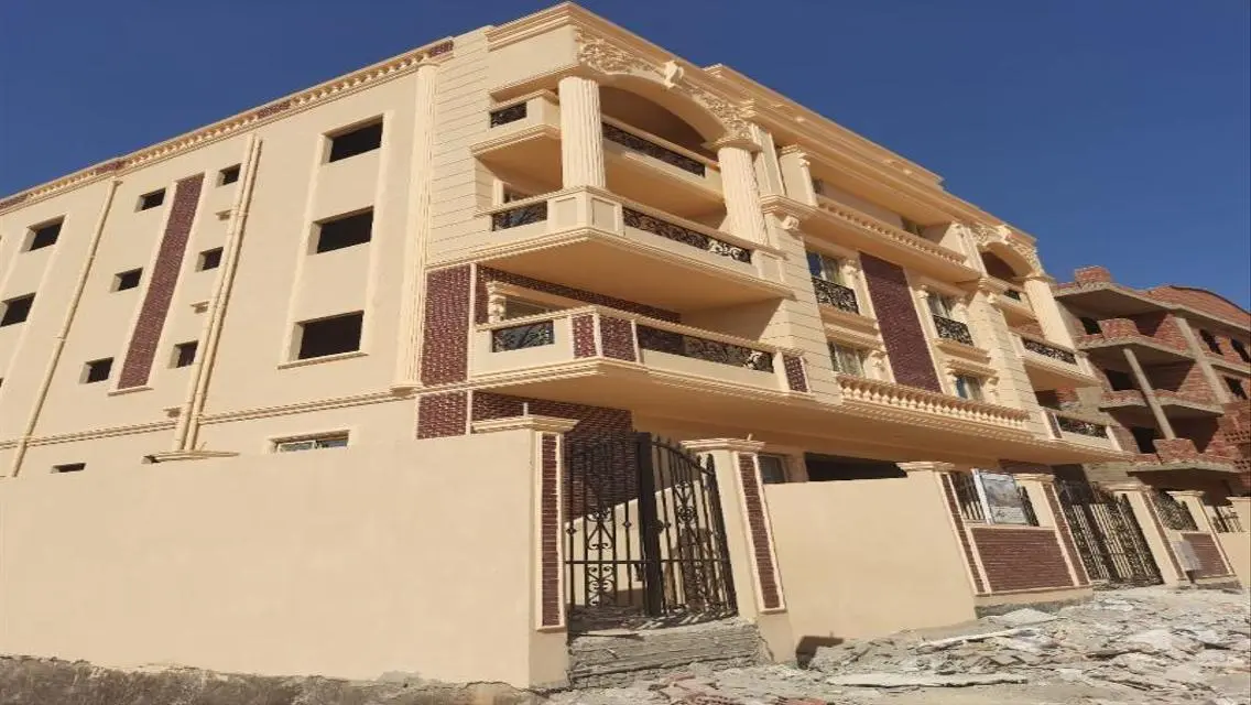 عمارة للبيع استلام فوري فى اميز موقع ب 6 اكتوبر