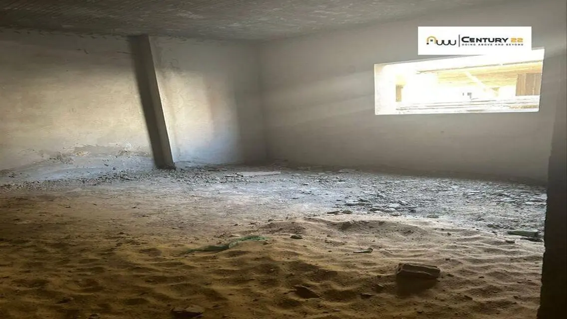 شقة فاخرة للبيع بمساحة واسعة