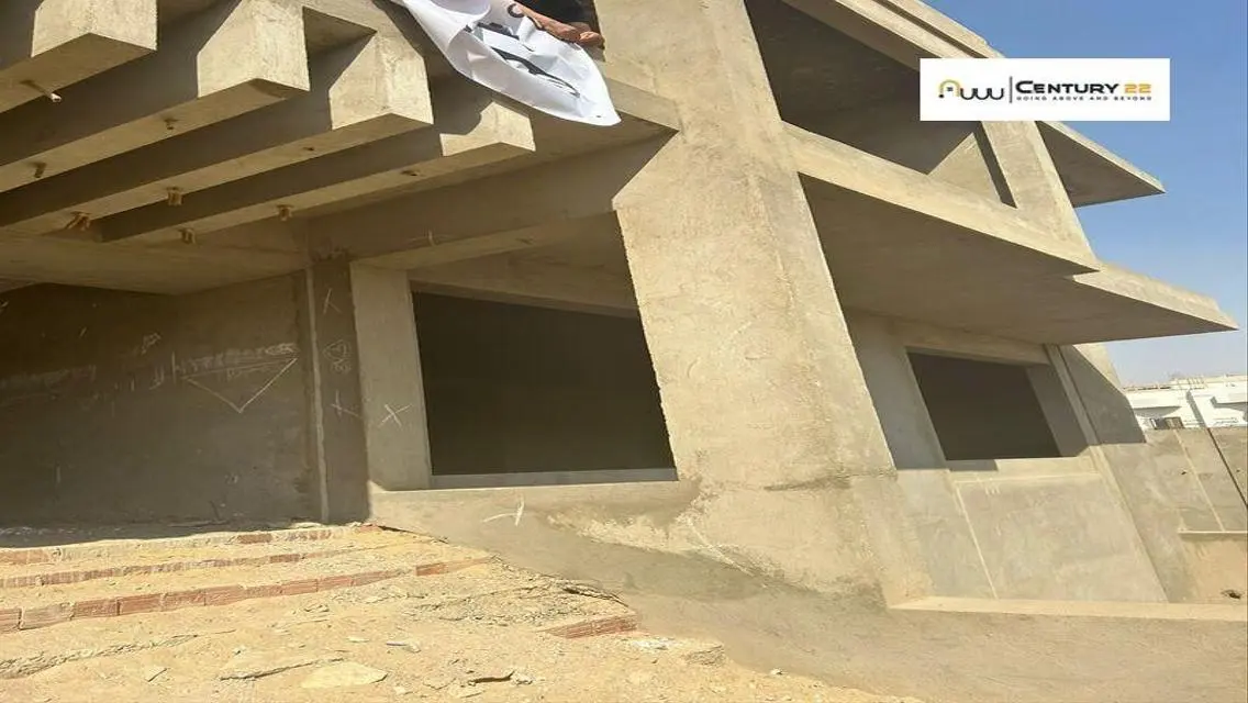 شقة فاخرة للبيع بمساحة واسعة