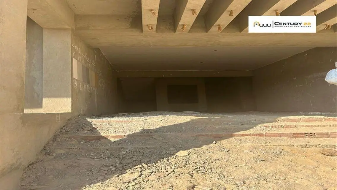 شقة فاخرة للبيع بمساحة واسعة