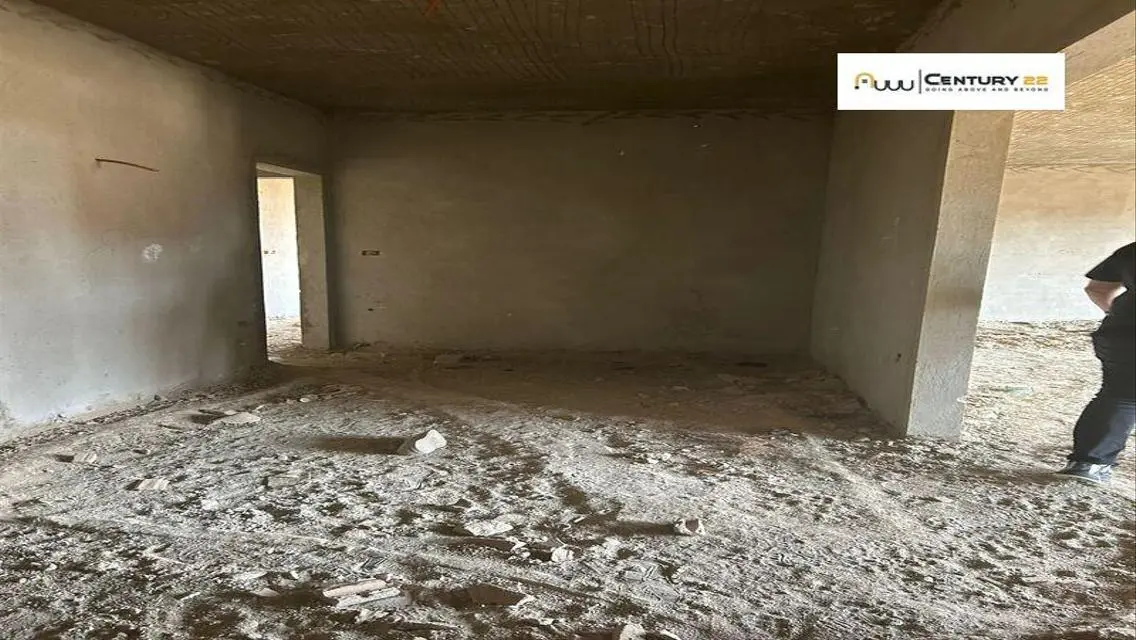 شقة فاخرة للبيع بمساحة واسعة