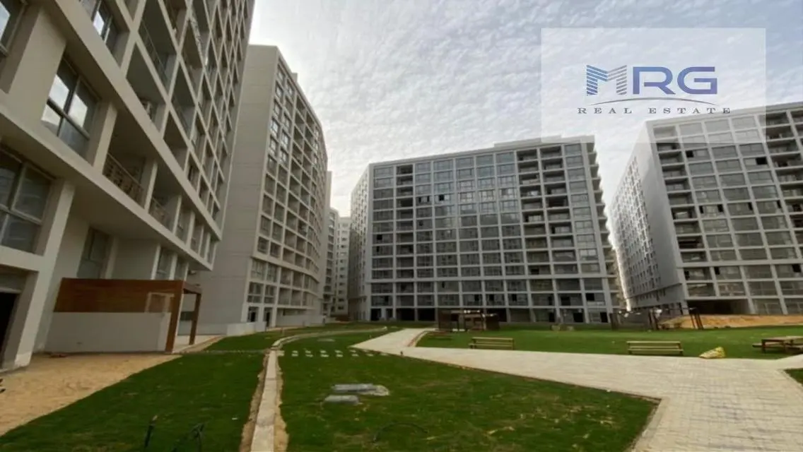 Luxury 3-Bedroom Apartment with City View