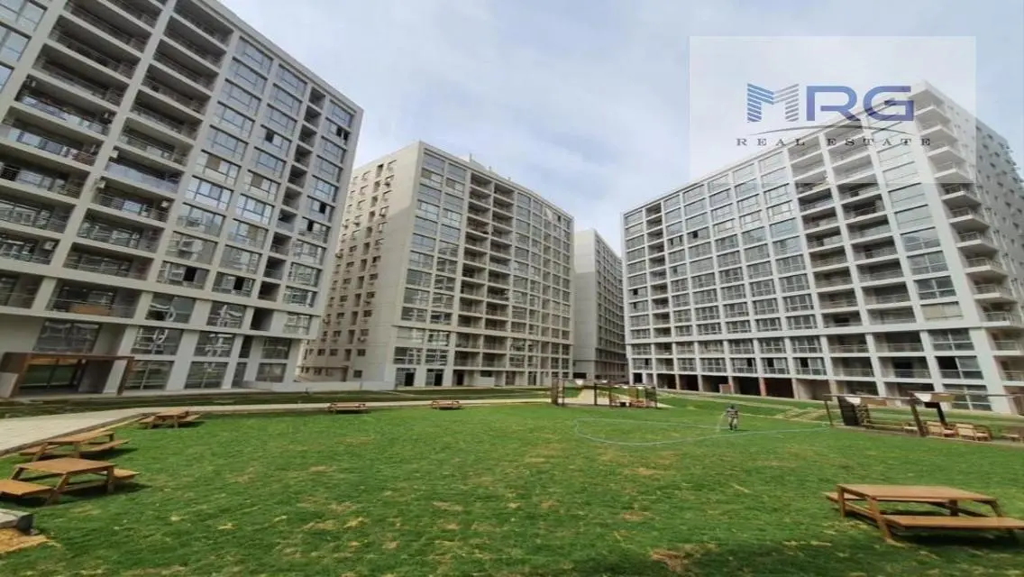 Luxury 3-Bedroom Apartment with City View