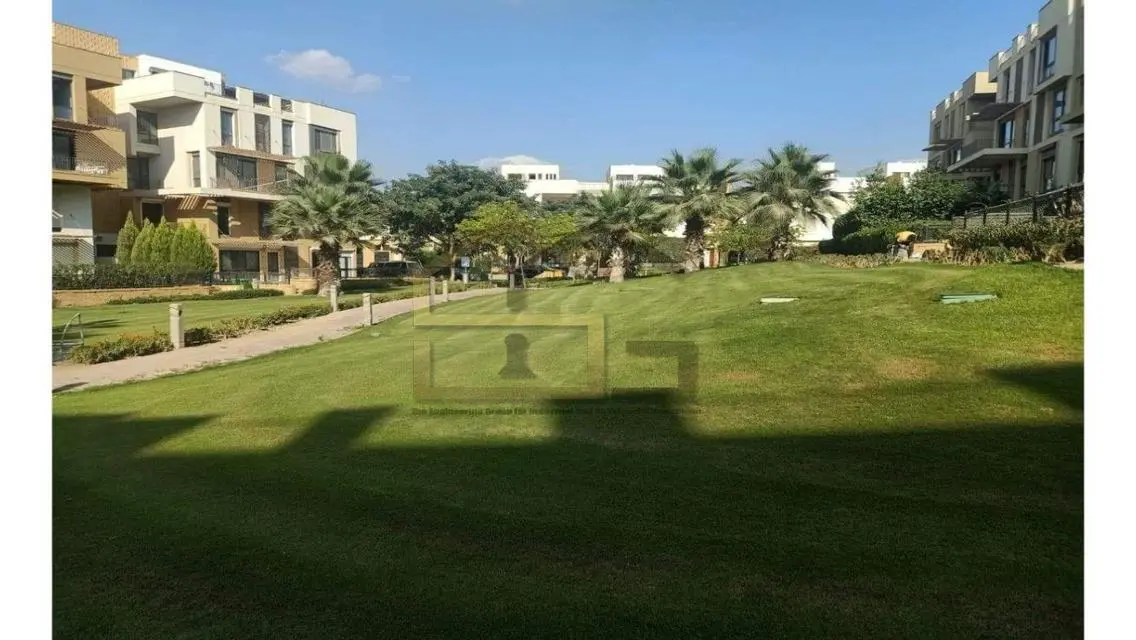 شقة رائعة في ويست تاون بسعر 55000 جنيه