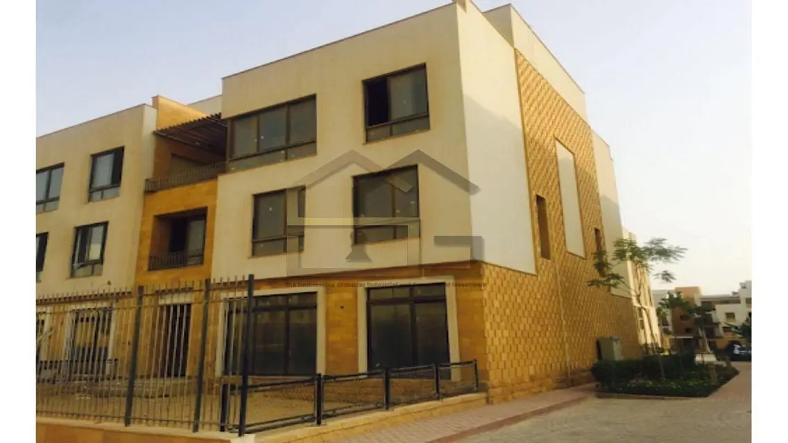 شقة رائعة في ويست تاون بسعر 55000 جنيه