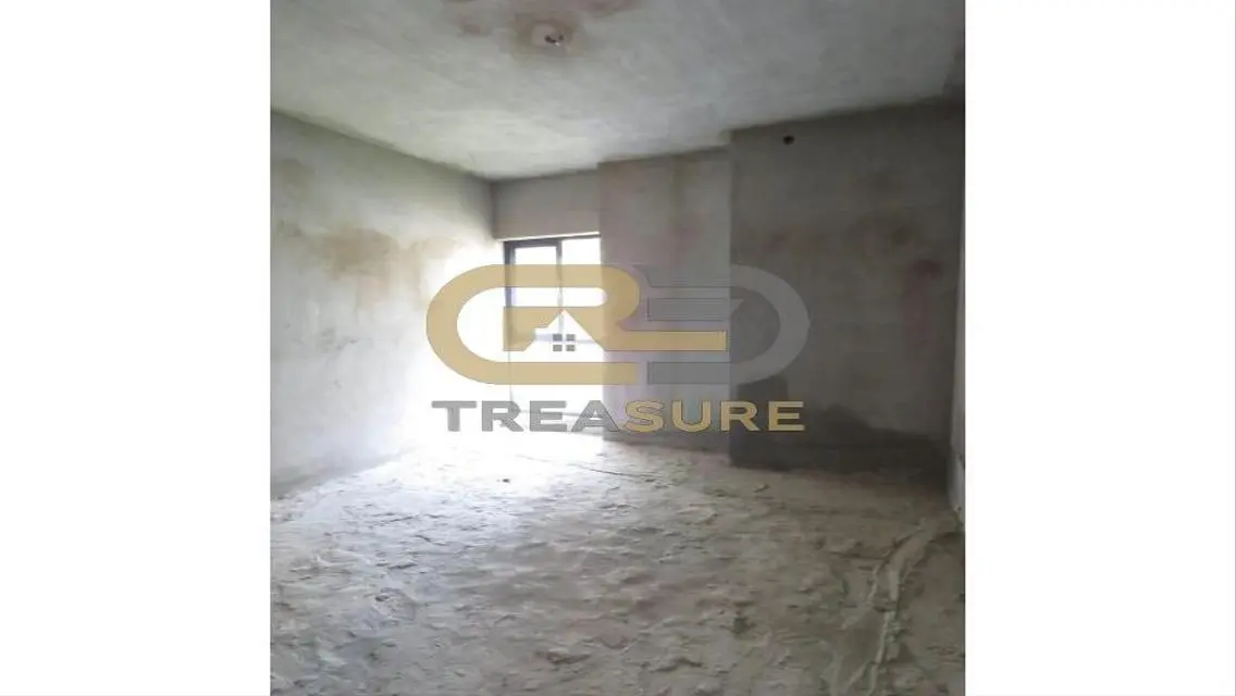 شقة فاخرة مع حديقة خاصة في TREASURE