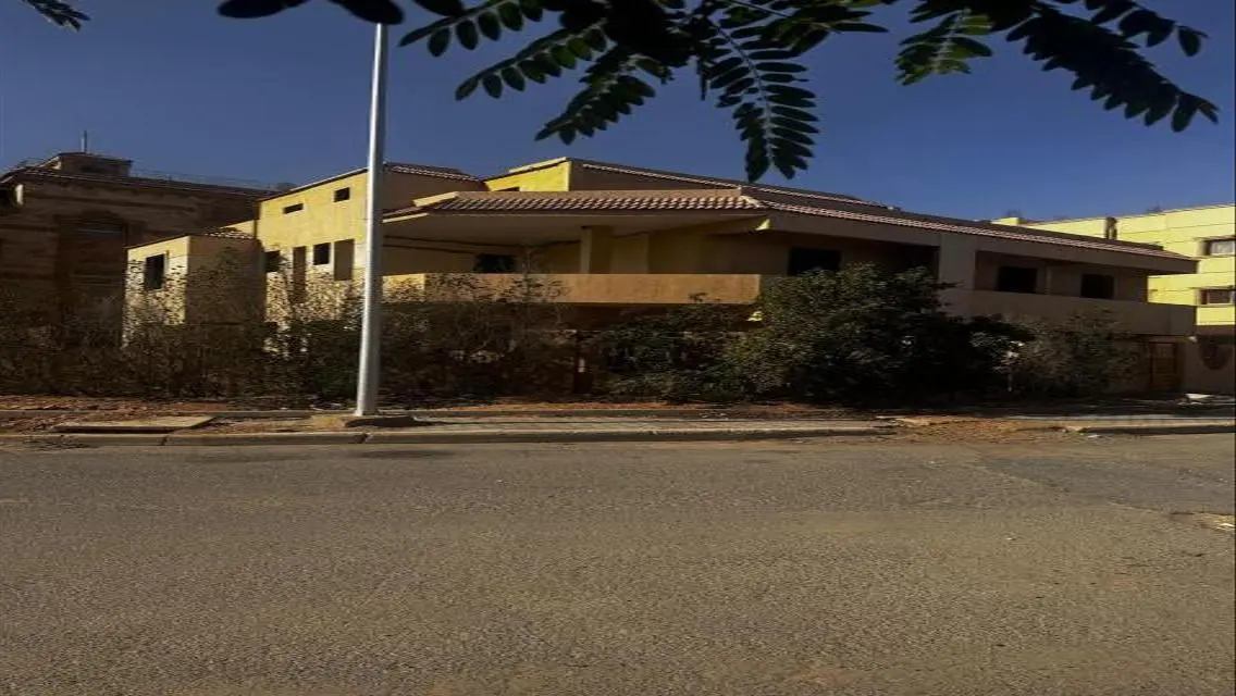 Luxury Villa for Sale - 712 sqm in the Heart of the City
