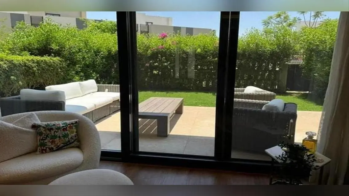 Luxury Apartment for Sale in Al Burouj Compound