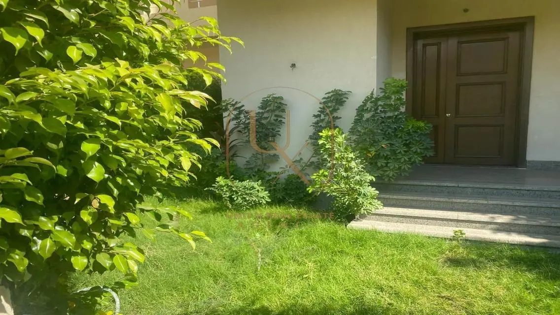 Luxury Villa for Sale with Ideal Space and Amazing Amenities