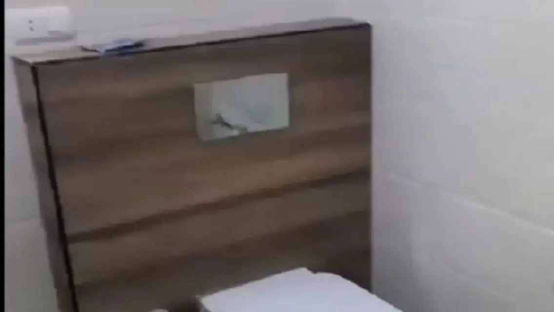 شقة فاخرة للايجار مطلة على معلم رئيسي