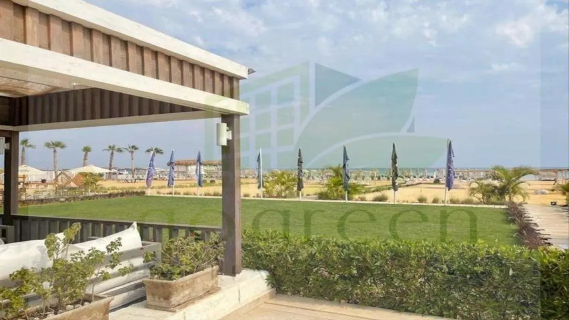 جاردن شاليه متشطب بالتكيفات باقساط في راس الحكمه