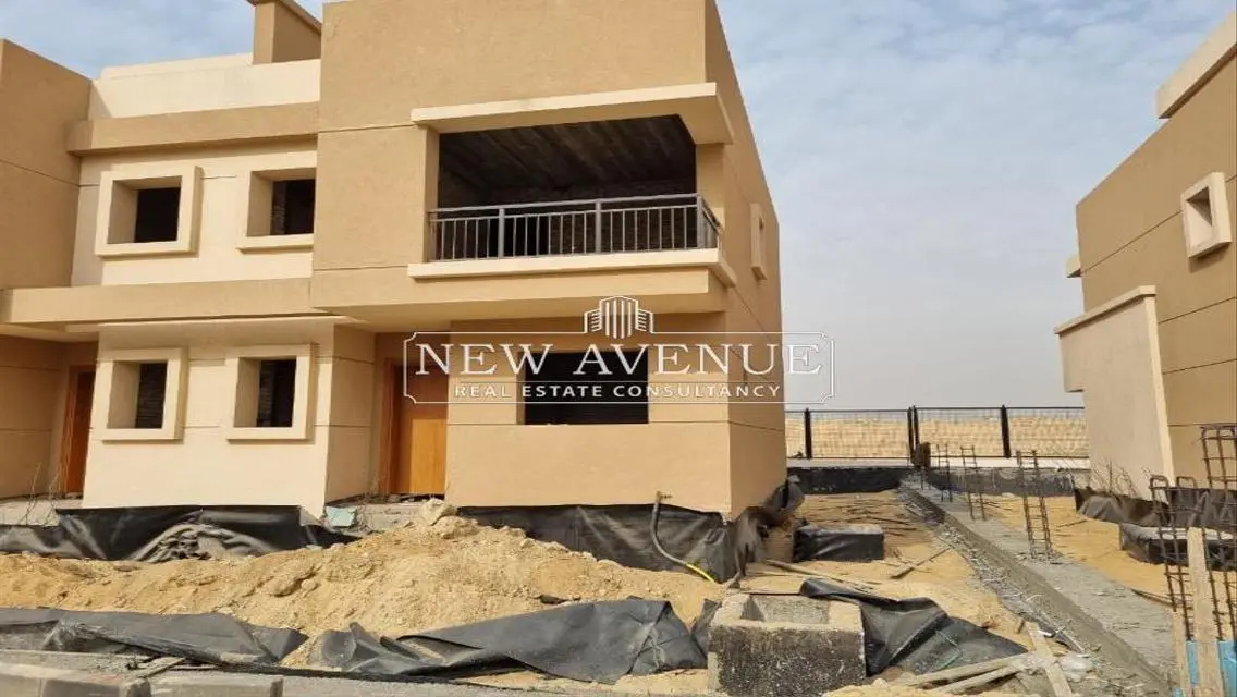 Luxury Apartment with Spacious Living in an Upscale Neighborhood