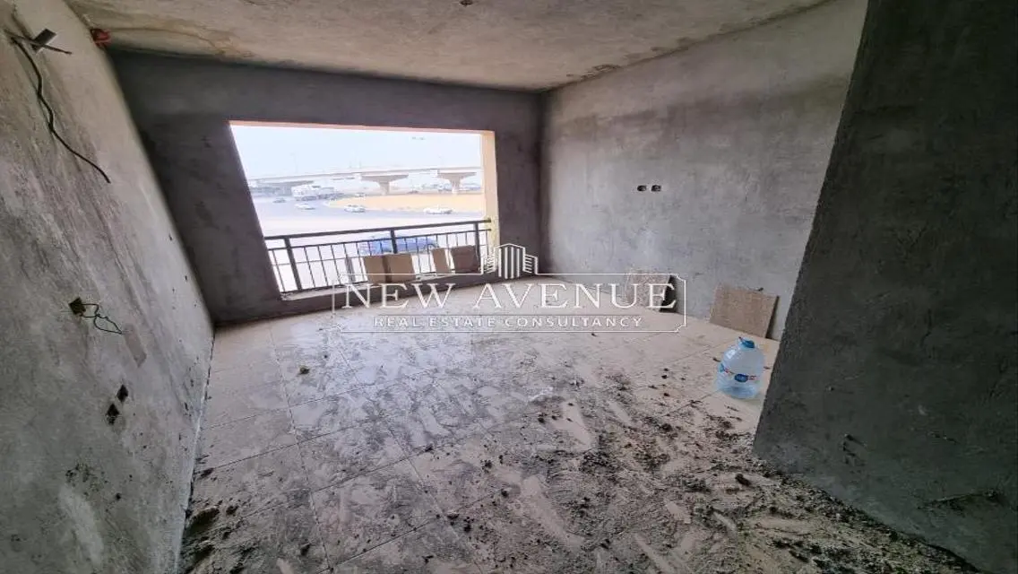 Luxury Apartment with Spacious Living in an Upscale Neighborhood