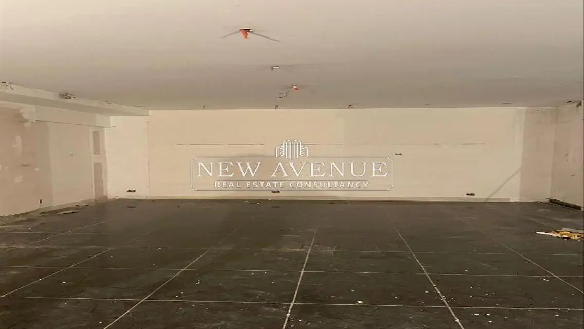 Ready To Move Retail for Rent In Mohandseen 260m