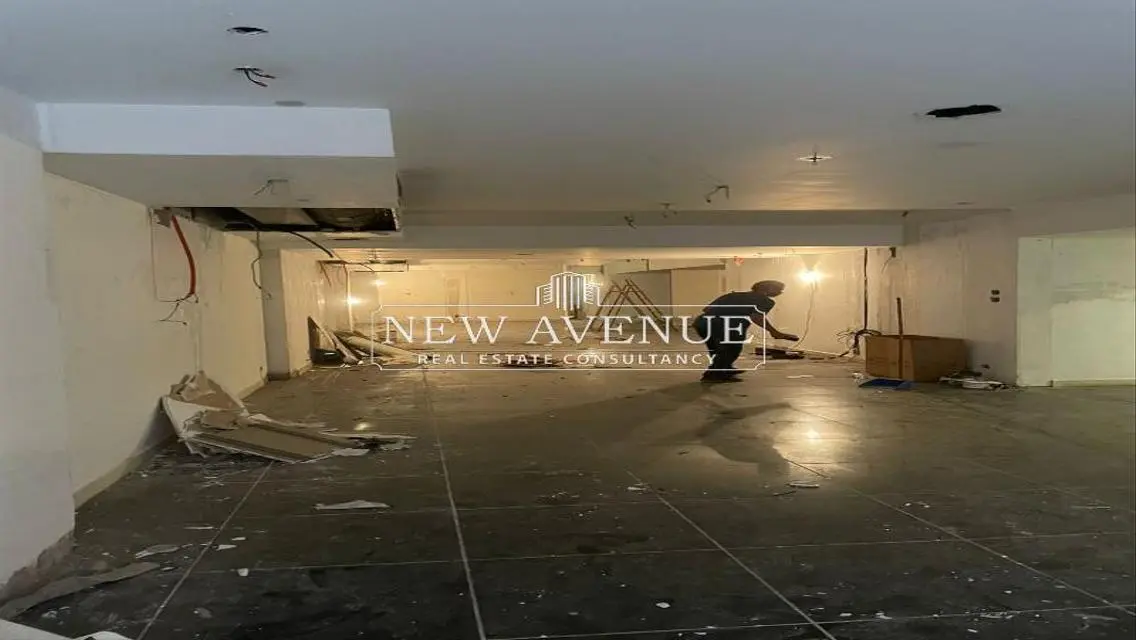 Ready To Move Retail for Rent In Mohandseen 260m