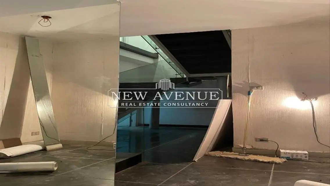 Ready To Move Retail for Rent In Mohandseen 260m