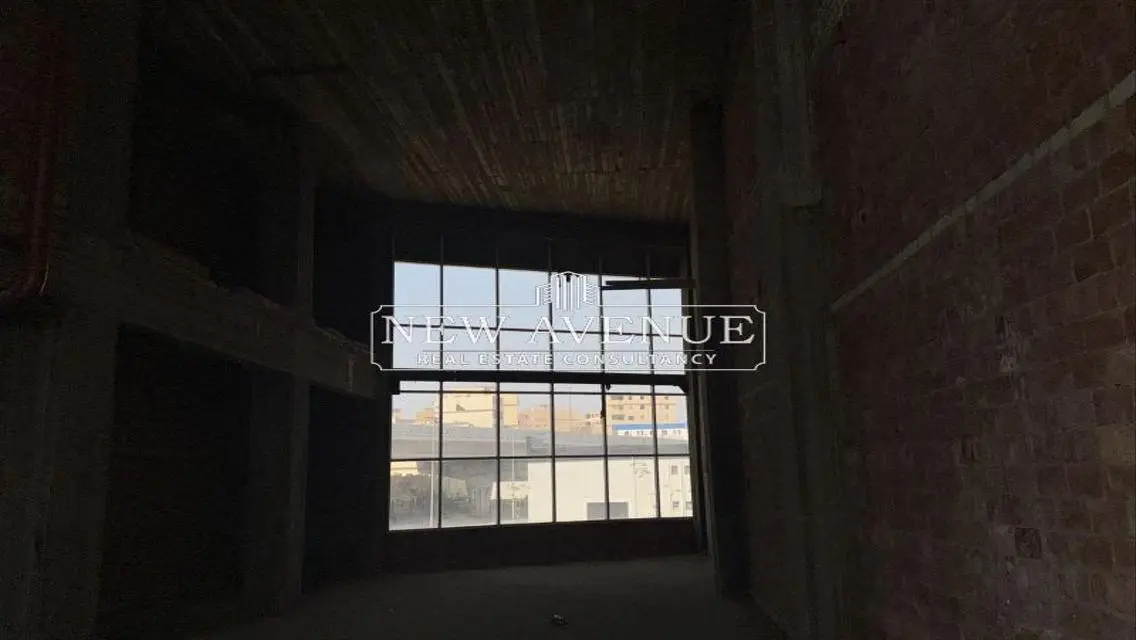 Luxury Residence of 461 Sqm in Prime Location with Full Amenities