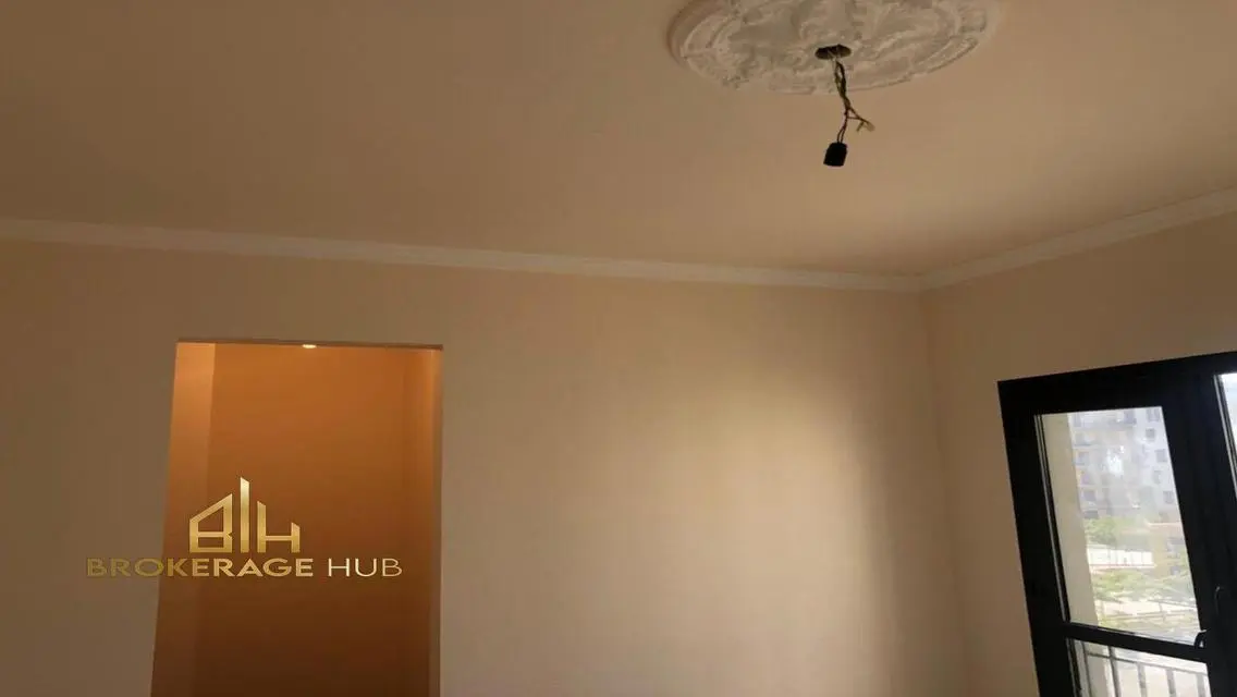 Luxury Apartment with Stunning Views and Full Amenities