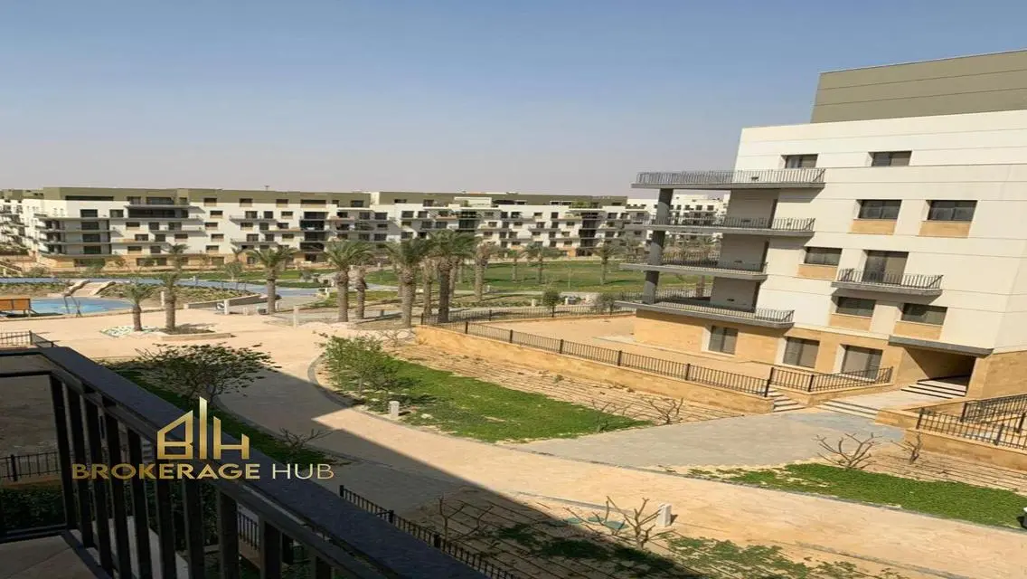 Luxury Apartment with Stunning Views and Full Amenities