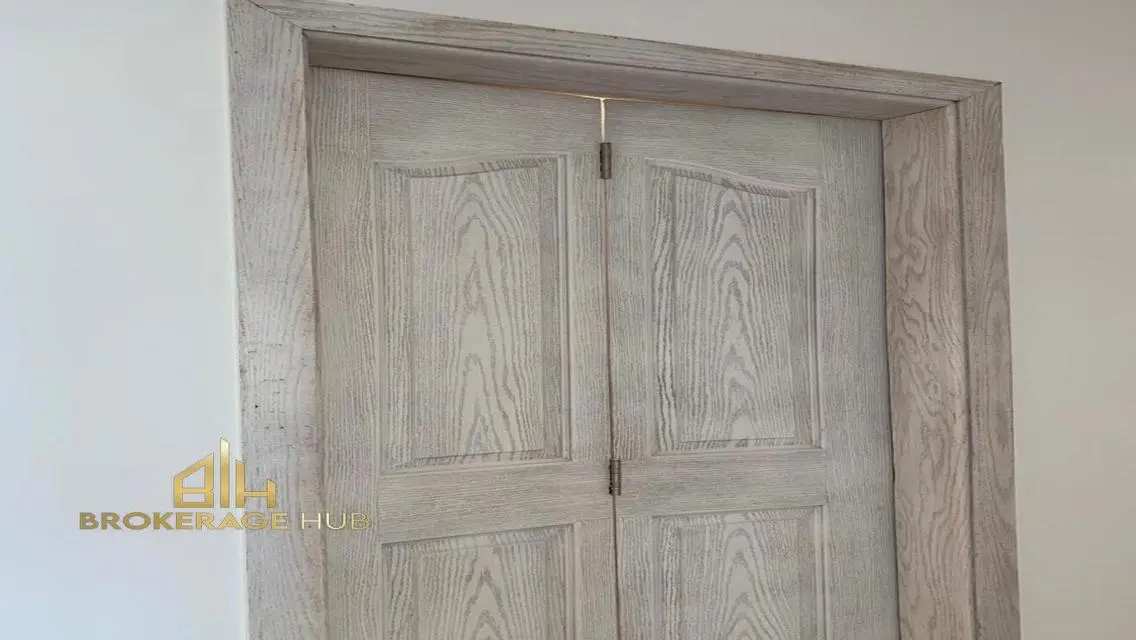 Luxury Apartment with Stunning Views and Full Amenities