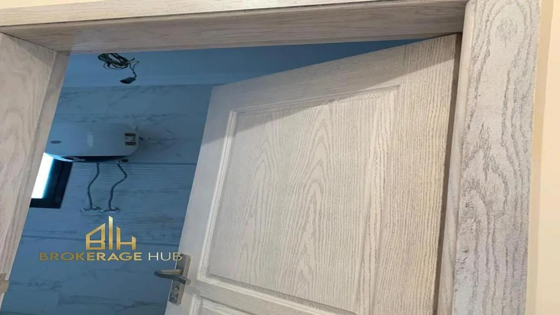 Luxury Apartment with Stunning Views and Full Amenities