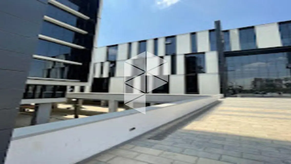 Luxury Property with Premium Amenities at an Attractive Price