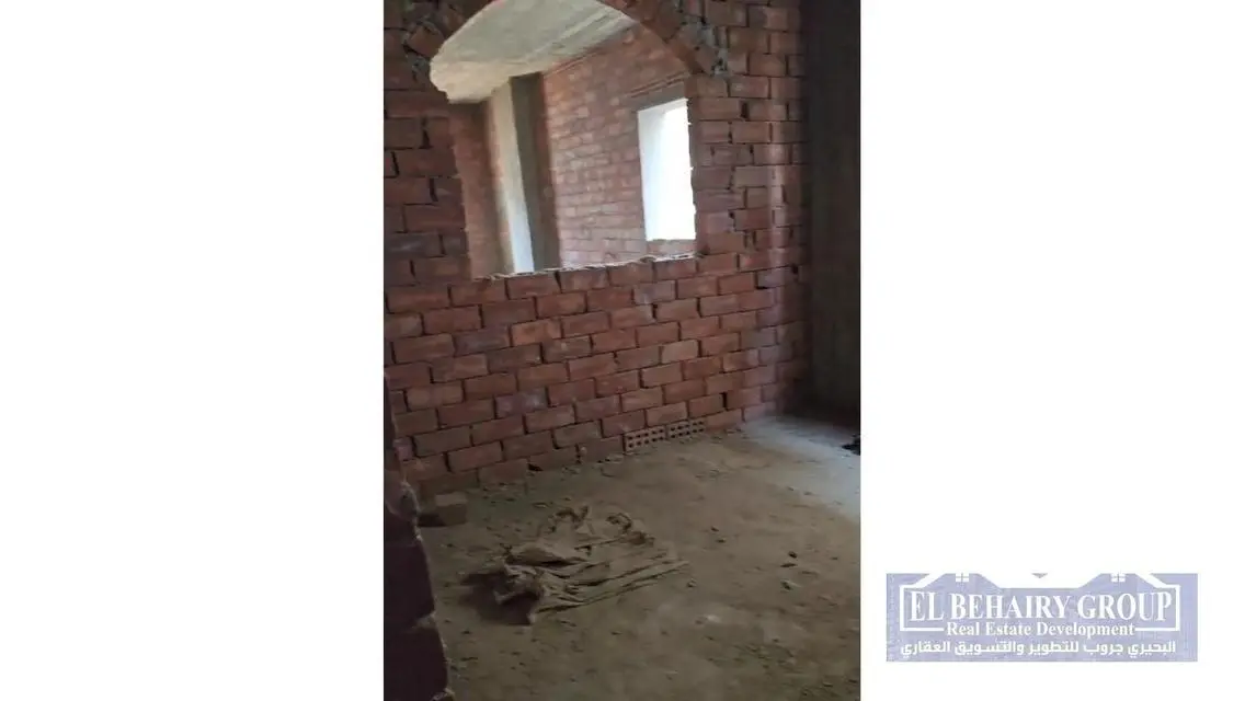 Luxurious 3-Bedroom Apartment for Sale at Attractive Price