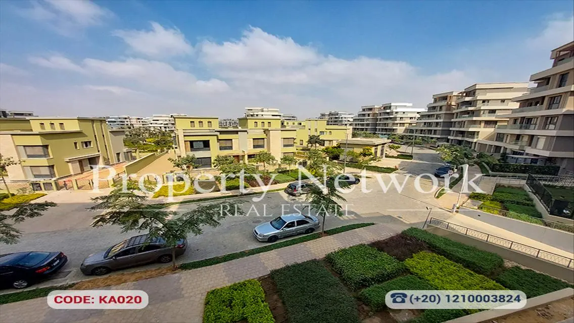 شقة فاخرة بمساحة كبيرة وإطلالة مميزة