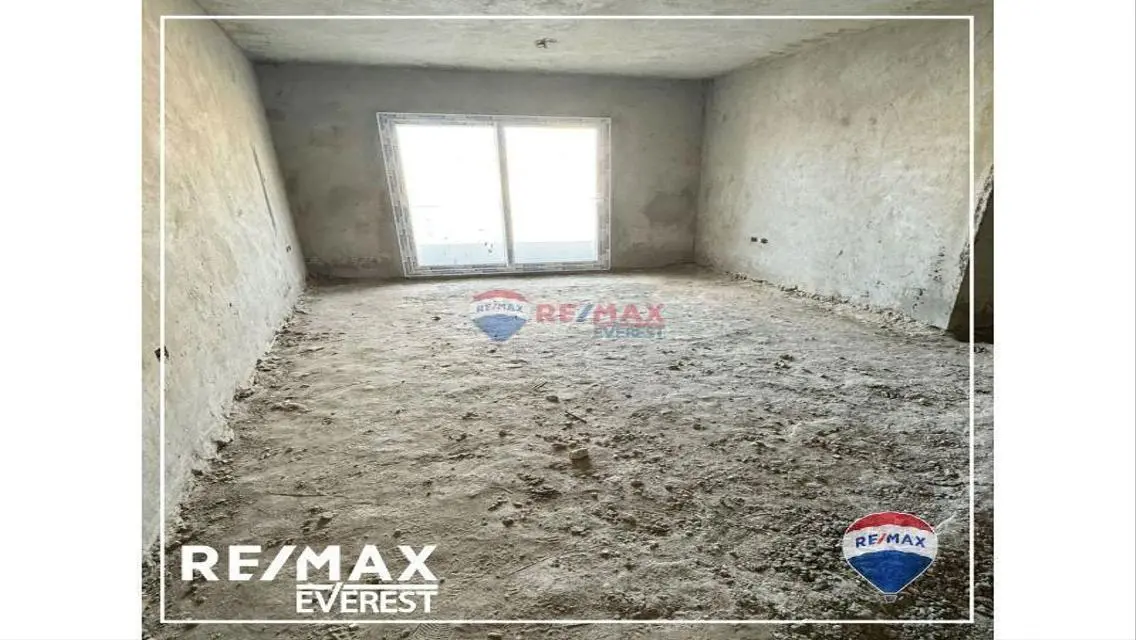 Semi-finished Penthouse Best Price in Zayed Dunes