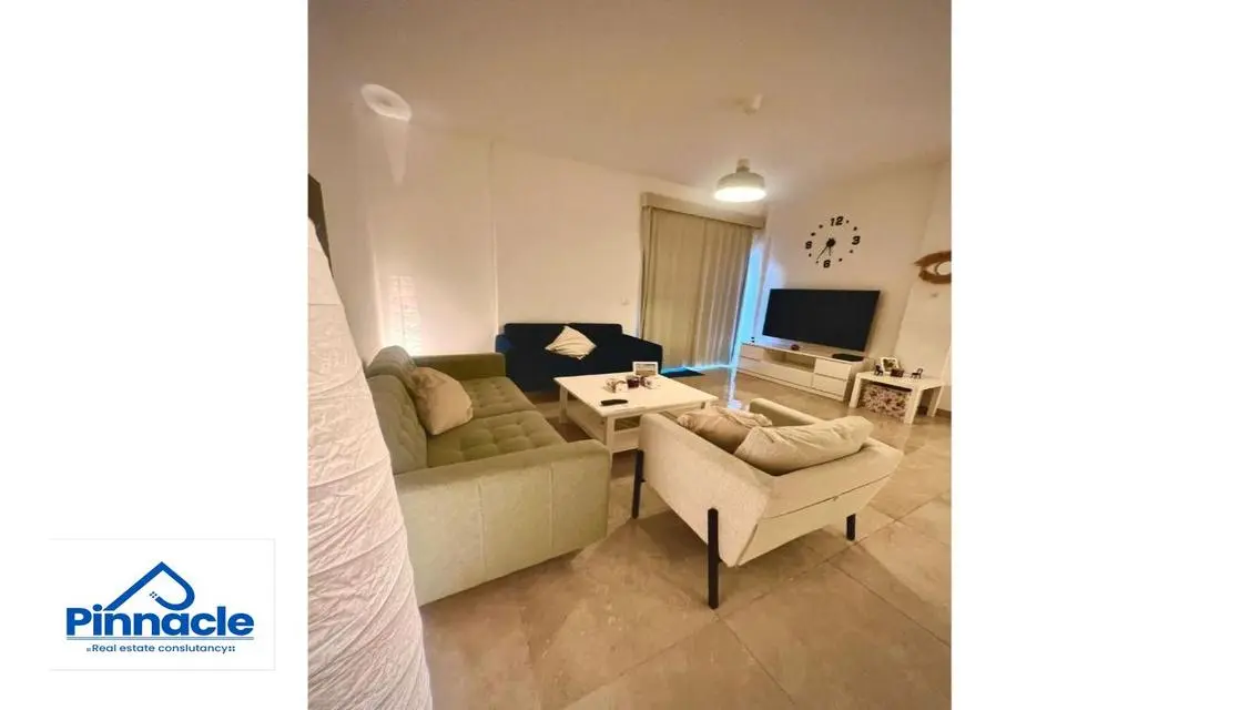 Fully furnished apartment with garden 100 m
