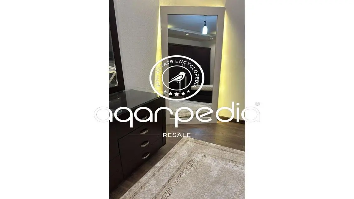 Luxury Apartment with Modern Design and Amenities in the Heart of the City
