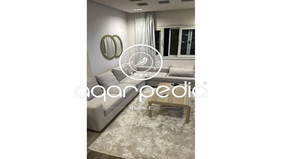 Luxury Apartment with Modern Design and Amenities in the Heart of the City