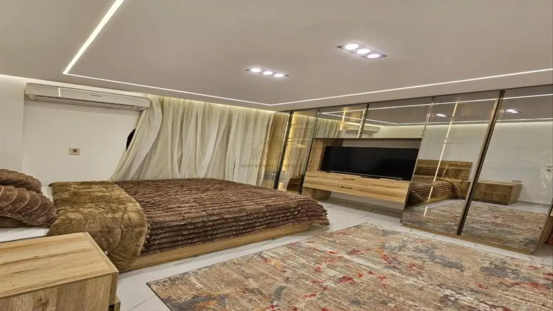 ستديو للايجار في الرحاب بحديقه