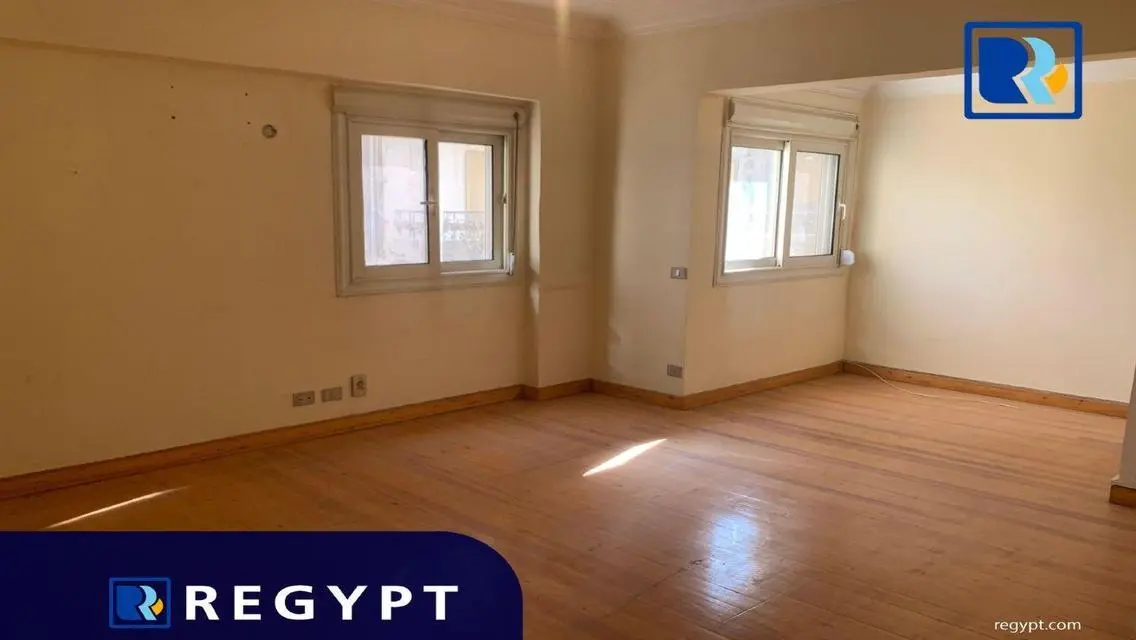 Stunning 250 sqm Apartment in an Ideal Location