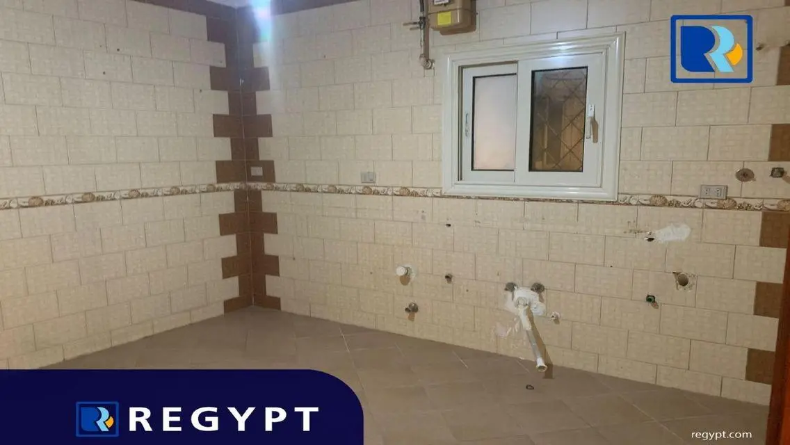 Stunning 250 sqm Apartment in an Ideal Location