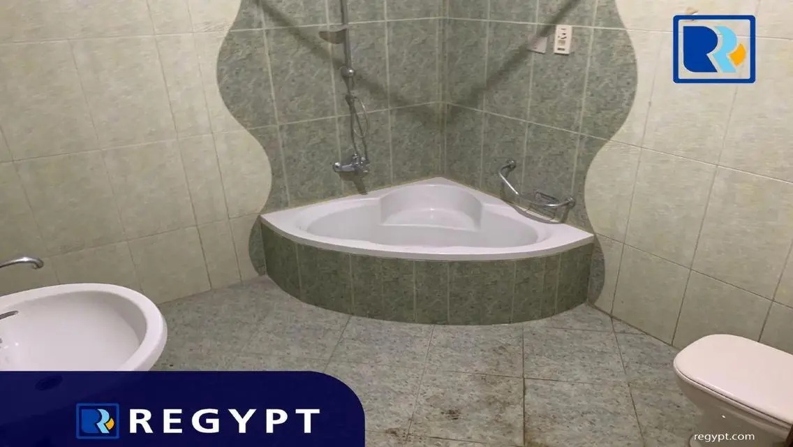 Stunning 250 sqm Apartment in an Ideal Location