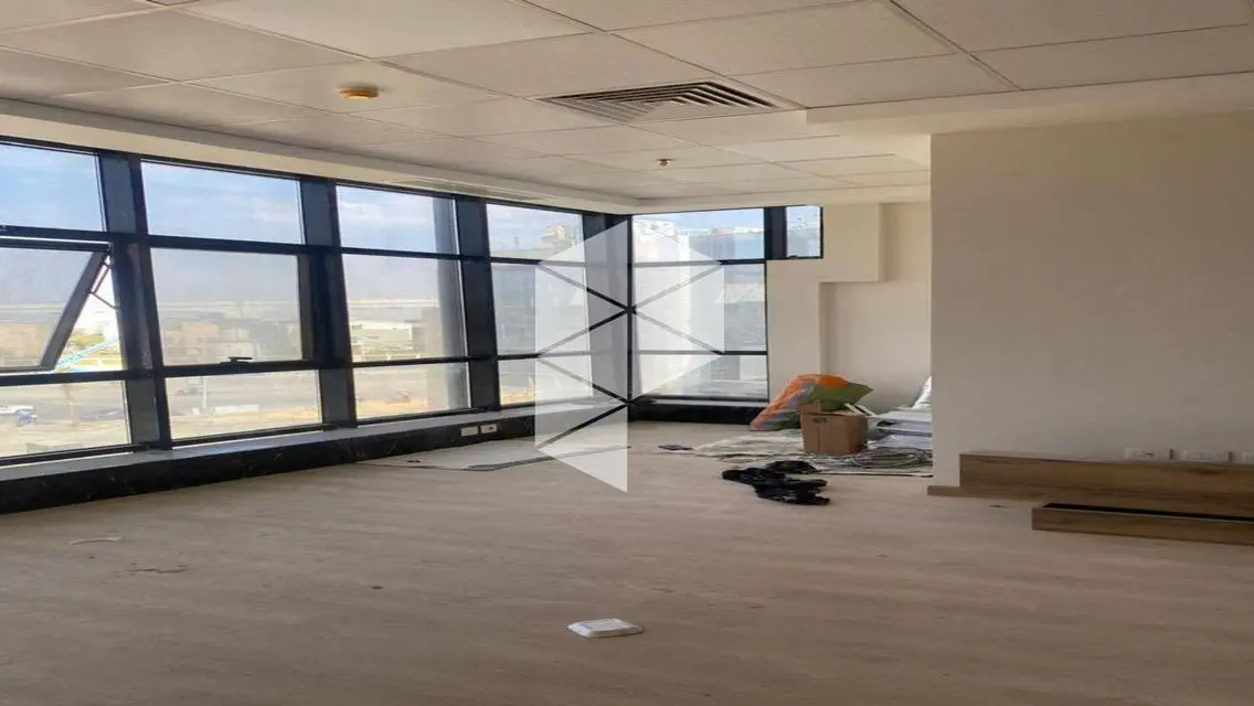F.finished office witharea of 113m at great price