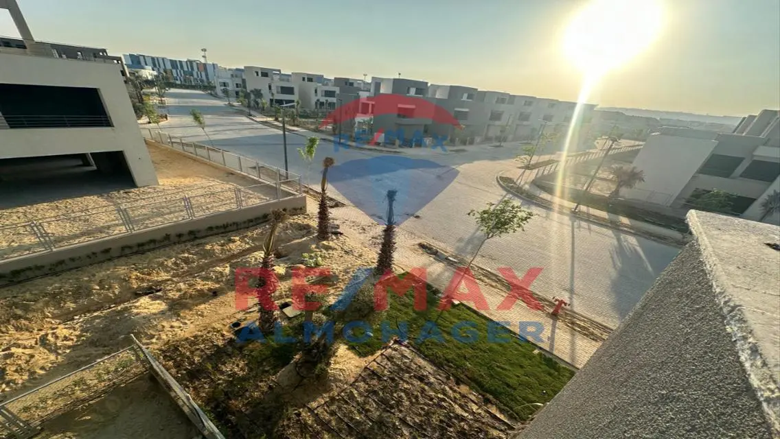 Luxury Villa for Sale in Al Mohager - 15 Million EGP