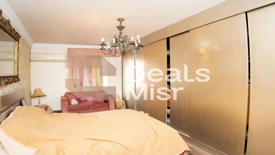 Luxury Apartment for Sale - 246 Square Meters