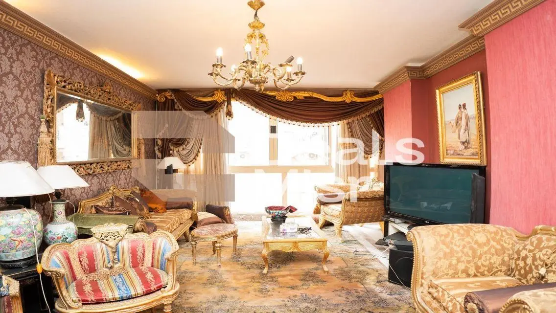 Luxury Apartment for Sale - 246 Square Meters
