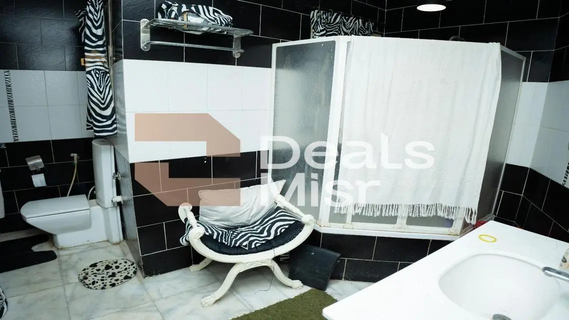 Luxury Apartment for Sale - 246 Square Meters