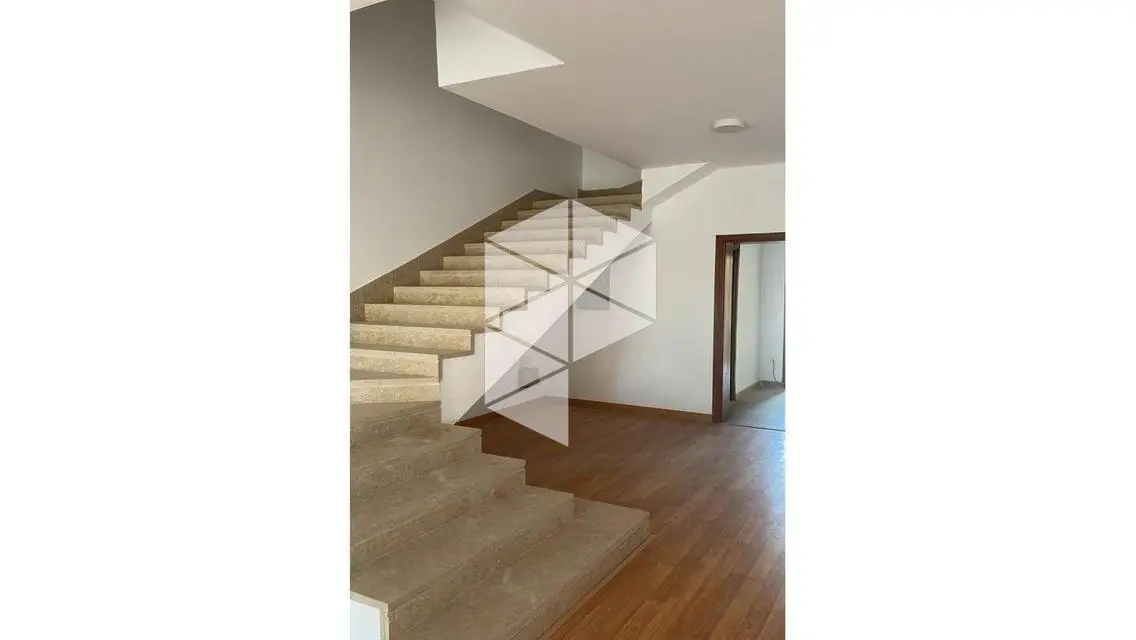 Luxurious Apartment for Rent with Exceptional Features