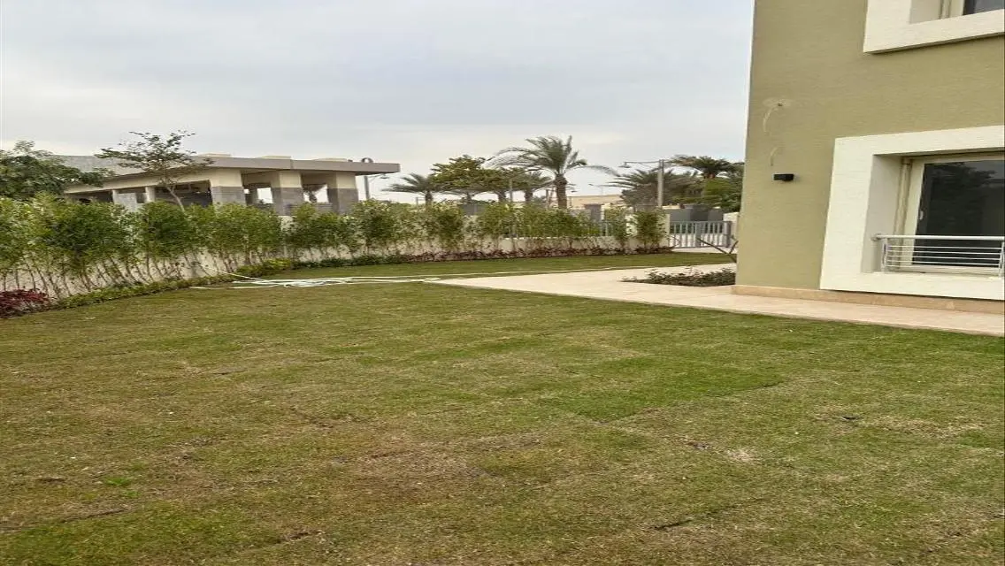 للايجار فيلا اوريانا 4 كايرو فيستيفال سيتي 4 غرف