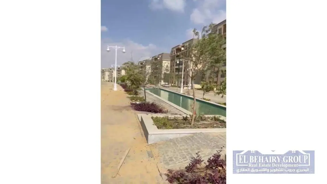 شقة فاخرة مع حدائق خاصة وحارس أمن